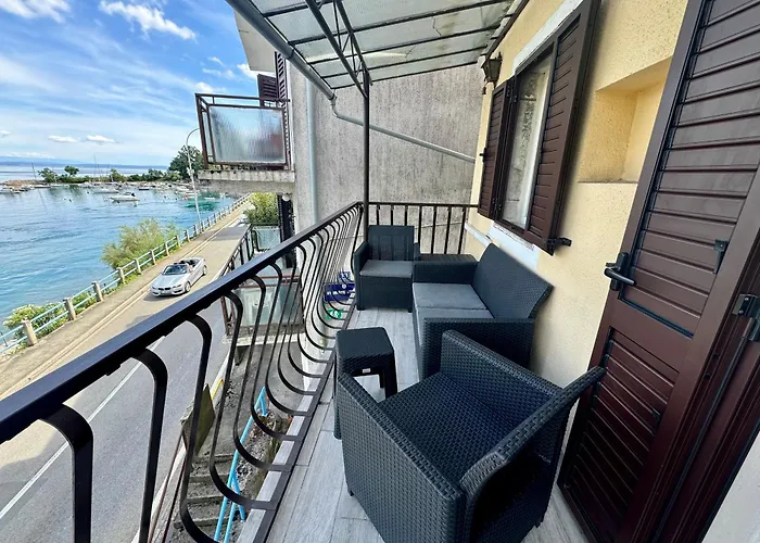 Apartment Near The Beach